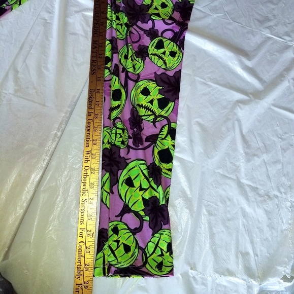 Rare Lularoe TC Tall Curvy Green Pumpkins Unicorn - Picture 6 of 7